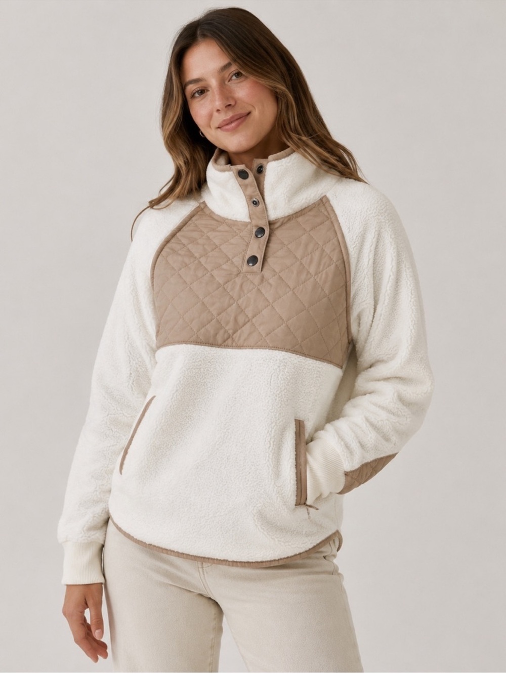 Abercrombie & Fitch Cream Sherpa with Quilted Tan Panels and Asymptomatic Collar